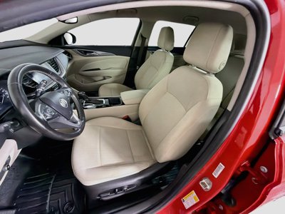 buick regal tourx 2018 W04GU8SX7J1162788 image buick regal tourx 2018 W04GU8SX7J1162788 image